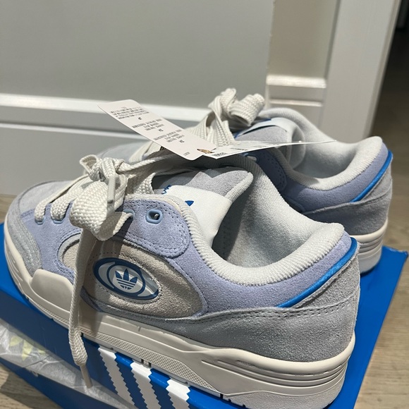 Adidas sneakers - Picture 4 of 6